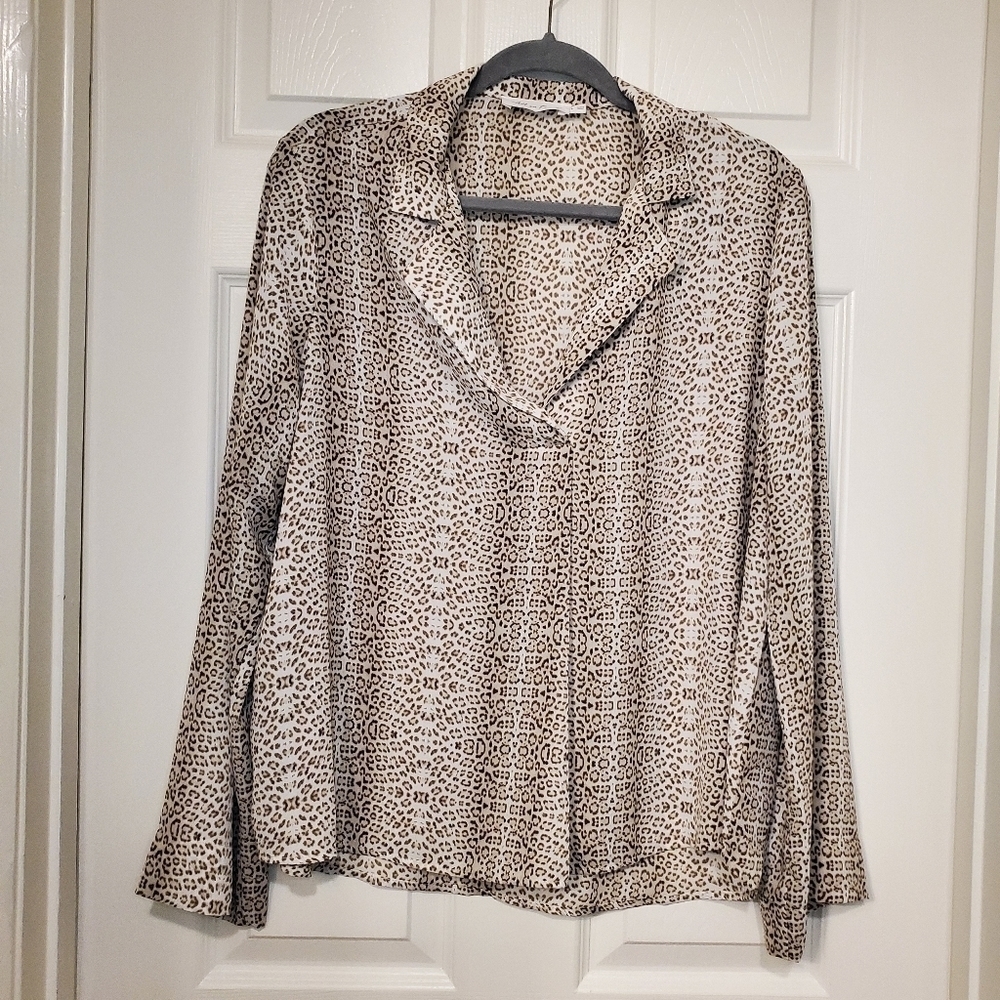 All in Favor Animal Print Blouse Sz L